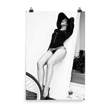 Load image into Gallery viewer, Fashion in HAVANA | VINTAGE Poster