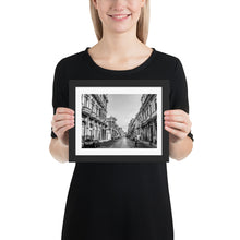 Load image into Gallery viewer, HAVANA San Lazaro Street | Framed photo paper poster