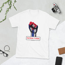 Load image into Gallery viewer, PATRIA Y VIDA | Short-Sleeve Unisex T-Shirt