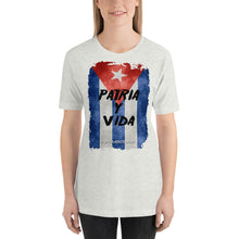 Load image into Gallery viewer, WOMAN PATRIA Y VIDA | Short-Sleeve Unisex T-Shirt