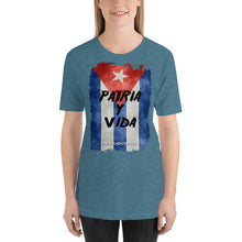 Load image into Gallery viewer, WOMAN PATRIA Y VIDA | Short-Sleeve Unisex T-Shirt