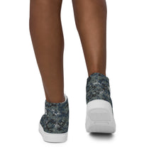 Load image into Gallery viewer, TACTICAL NAVY CAMO | Women’s high top canvas shoes