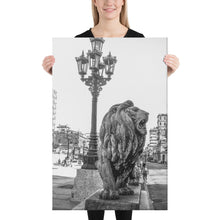 Load image into Gallery viewer, HAVANA VINTAGE Prado Street Lions | Canvas
