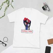 Load image into Gallery viewer, PATRIA Y VIDA | Short-Sleeve Unisex T-Shirt
