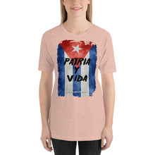 Load image into Gallery viewer, WOMAN PATRIA Y VIDA | Short-Sleeve Unisex T-Shirt
